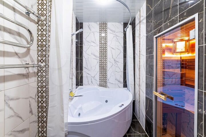 Комната 13 м² в 8-к., 2/5 эт.