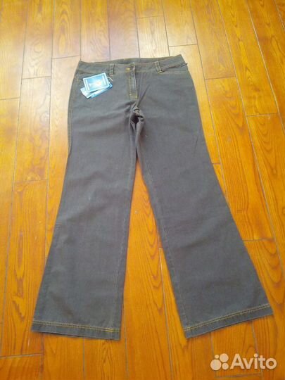 Джинсы женские Finn Flare