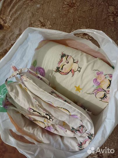 Бортики в детскую кроватку