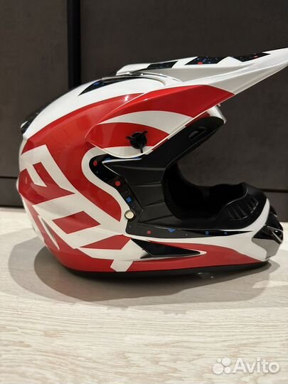 Кроссовый шлем fox