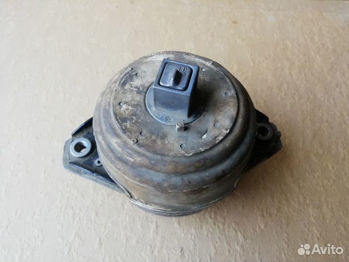 Опора двигателя A1662407917 W166