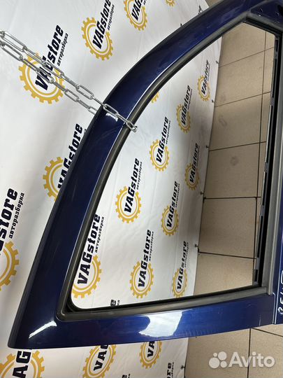 Дверь правая передняя Volkswagen Golf 4