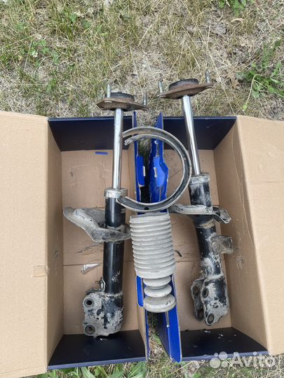 Амортизаторы на mitsubishi lancer x 2шт