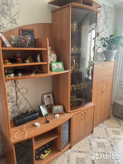 Стенка в гостиную