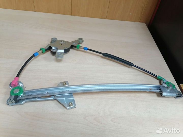 Стеклоподъемник передн лев, без двигателя audi 10