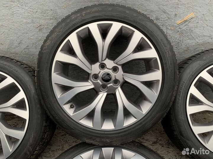 Оригинальные колеса на Range Rover Vogue R21