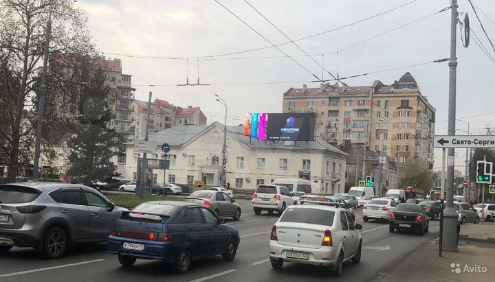 Торговая площадь напротив Авроры, 52.9 м²