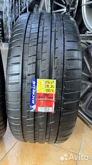 Michelin Pilot Super Sport 245/35 R20 и 305/30 R20