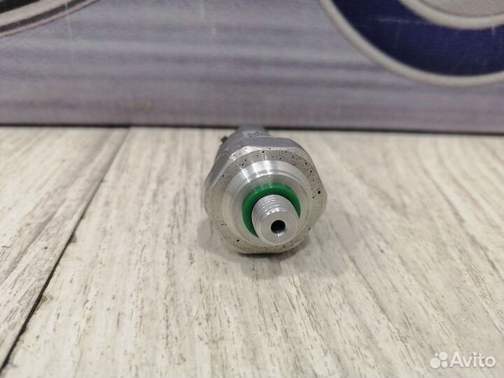 Датчик кондиционера хладагента Geely emgrand X7