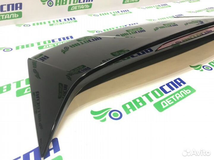 Спойлер стоп-сигнал крышки багажника Mazda 3Bp