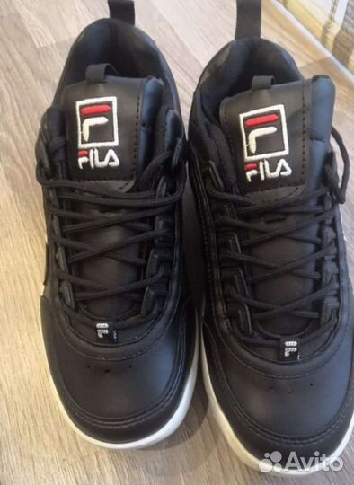 Кроссовки р.36 новые