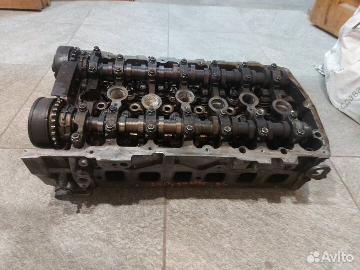 Головка блока цилиндров Volkswagen Touareg NF 3.6