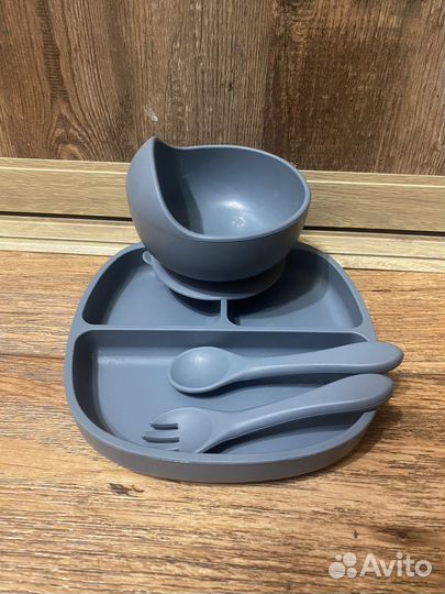 Детская силиконова посуда