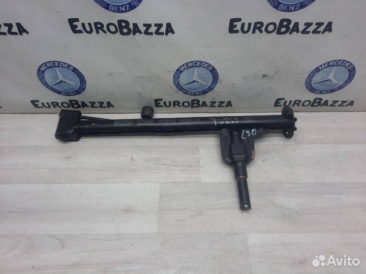 Домкрат Mercedes W220
