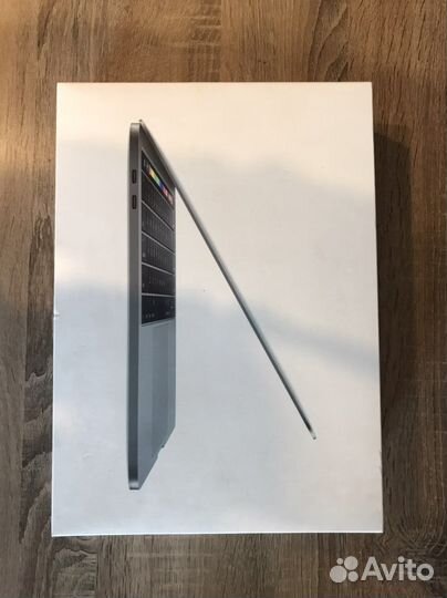 Коробка от macbook pro 13
