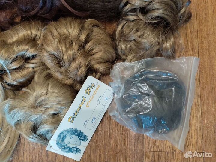 Парики,хвосты,шишки накладки