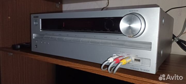 Av ресивер onkyo TX-SR 309