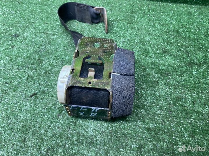 Ремень безопасности задний правый Ford Focus 2