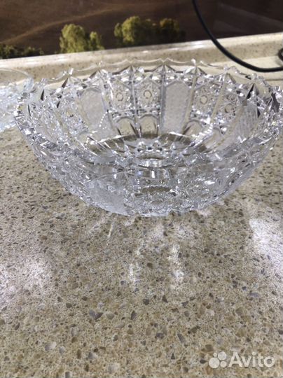 Хрустальная ваза