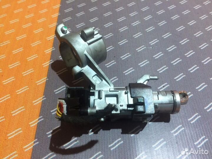 Замок зажигания Опель Мерива B