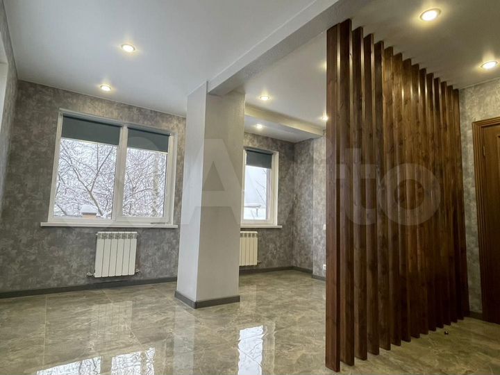 Дом 450 м² на участке 10 сот.