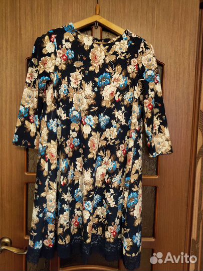 Нарядное платье 44 46