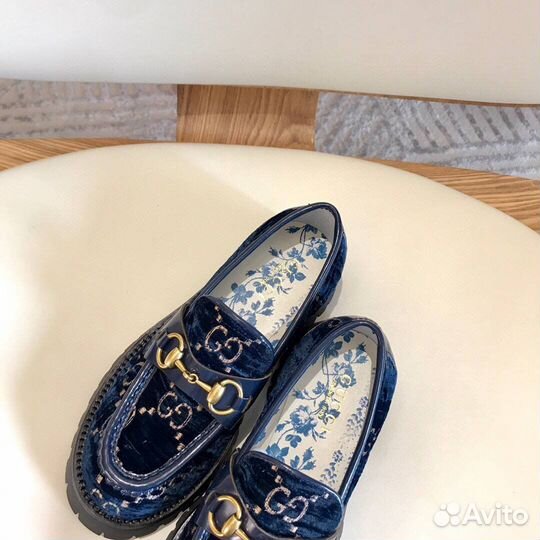 Лоферы женские Gucci