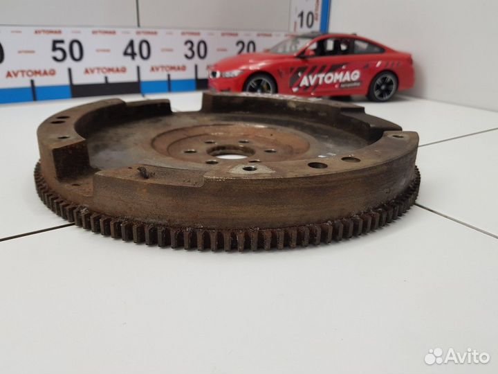 Маховик двигателя