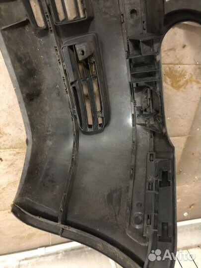 Бампер передний Golf 4