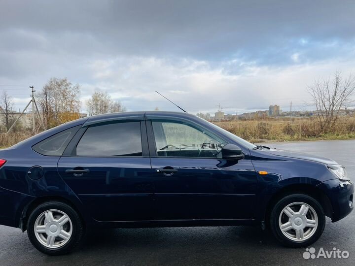 LADA Granta 1.6 МТ, 2015, 202 500 км