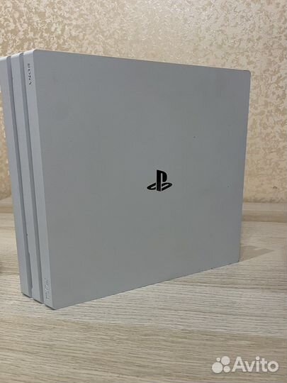 Sony Playstation 4 pro 1tb