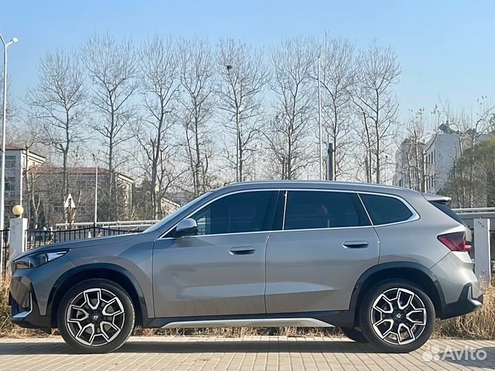 BMW X1 2.0 AMT, 2024, 4 900 км