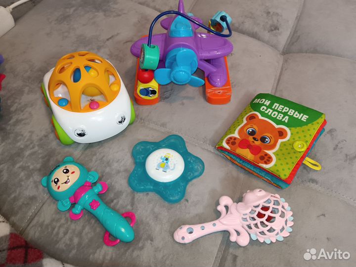 Игрушки для малыша 0+