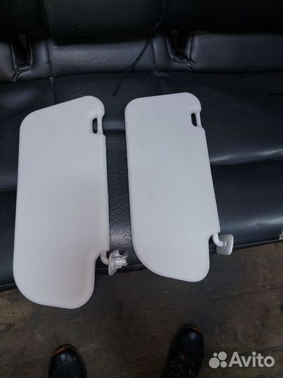 Козырек солнцезащитный Mazda 3 BK