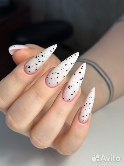 Маникюр, педикюр