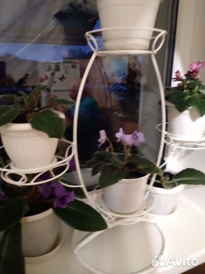Подставка для цветов на подоконник