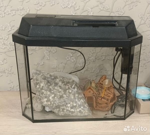 Аквариум 20 литров со всем необходимым