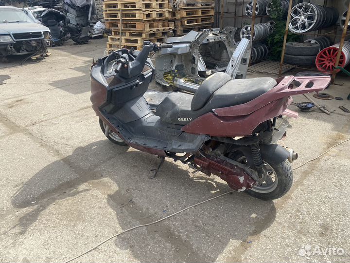 Скутер, мопед