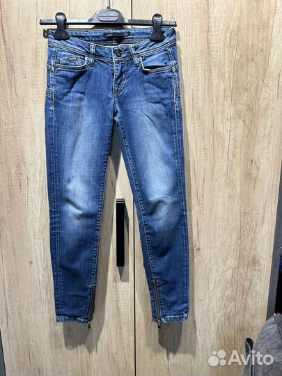 Джинсы в отличном состоянии, размер 26