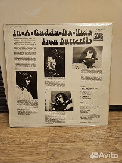 Iron Butterfly – In-A-Gadda-Da-Vida