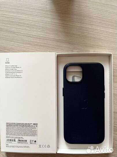 Кожаный чехол iPhone 13