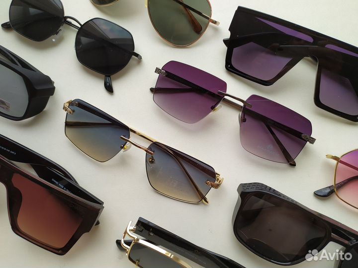 Солнцезащитные очки разных брендов