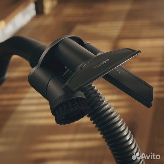 Пылесос Miele Boost CX1 125 Edition Obsidian черный