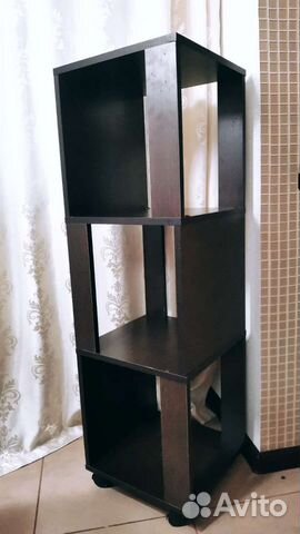 Этажерка на колесиках