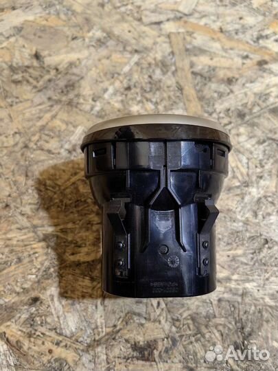 Дефлектор Воздуховод Мерседес GLK 204 A2048307854