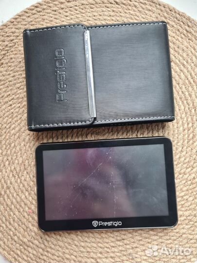 Автомобильный навигатор Prestigio 5300BT