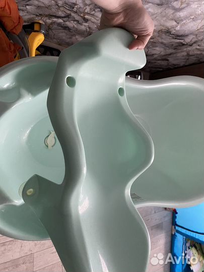 Ванночка детская с горкой на подставке