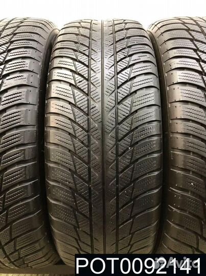 Bridgestone Blizzak LM-001 205/60 R17 99P