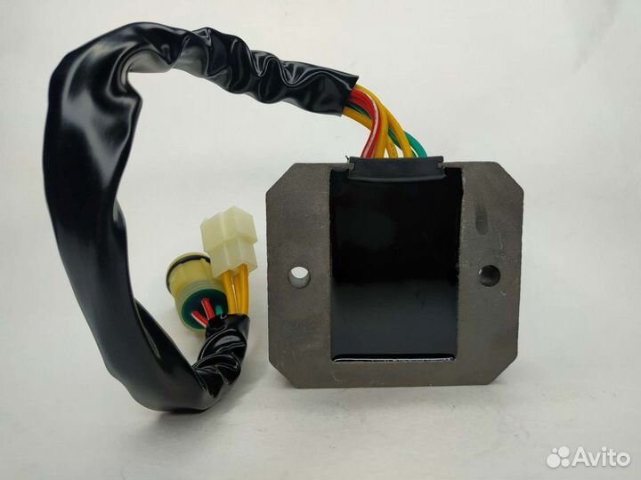 Реле зарядки регулятор honda XRV 750 Africa Twin