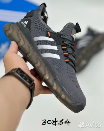 Кроссовки adidas feather